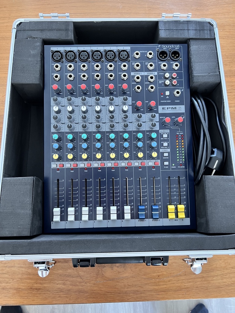 Soundcraft EPM 6